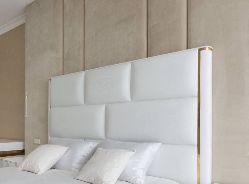 WALL PANEL 5